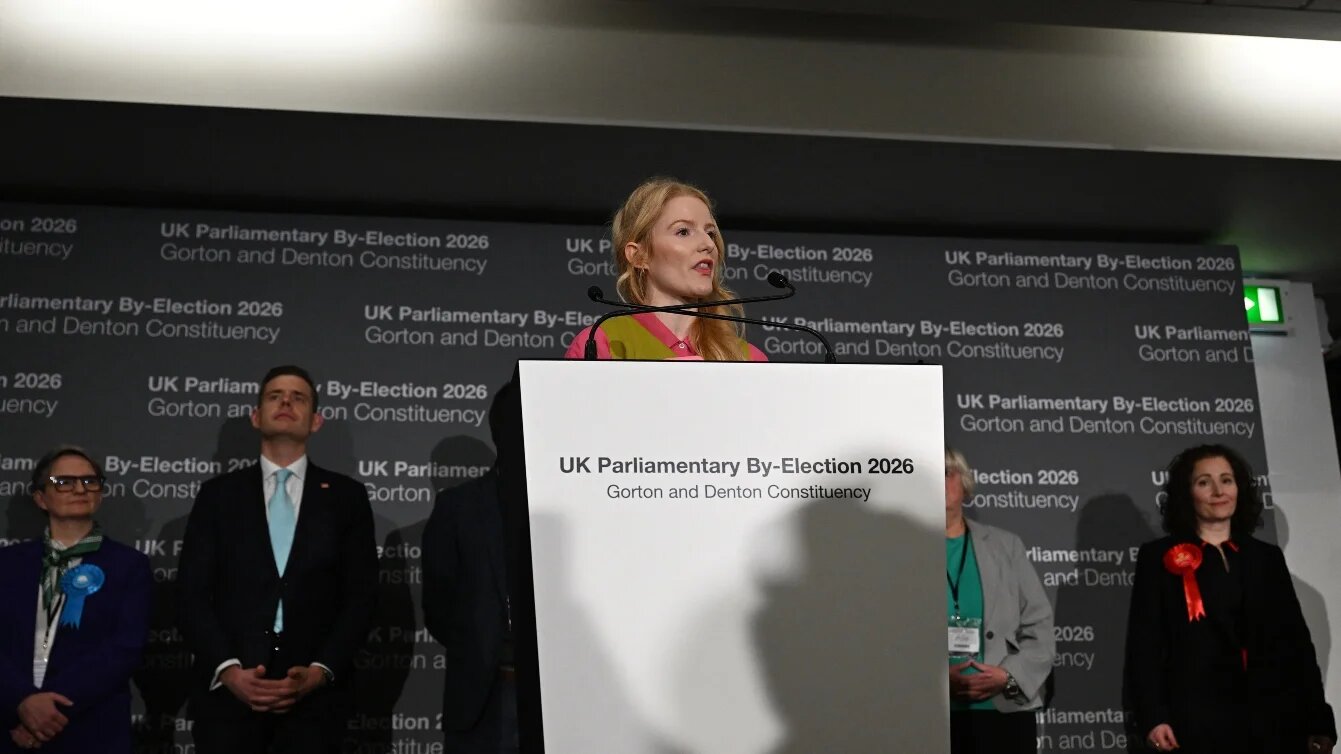 Green Party candidate Hannah Spencer gives her acceptance speech after winning the Gorton and Denton Parliamentary by-election, in Manchester, northern England, on 27 February 2026. Paul ELLIS / AFP 