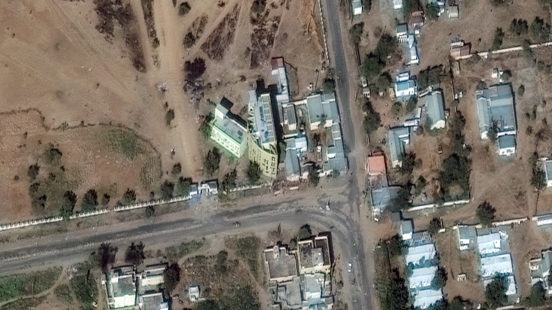 A general view of the university building in el-Fasher, taken by satellite on 30 October (Satellite image ©2025 Vantor/AFP)